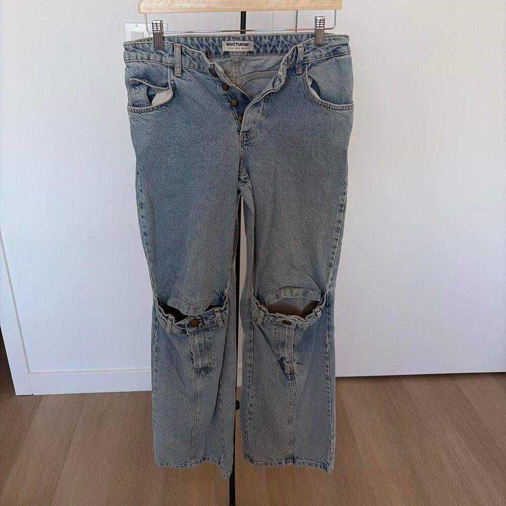 Nocturne Distressed Light Wash Straight Leg Jeans Size Medium